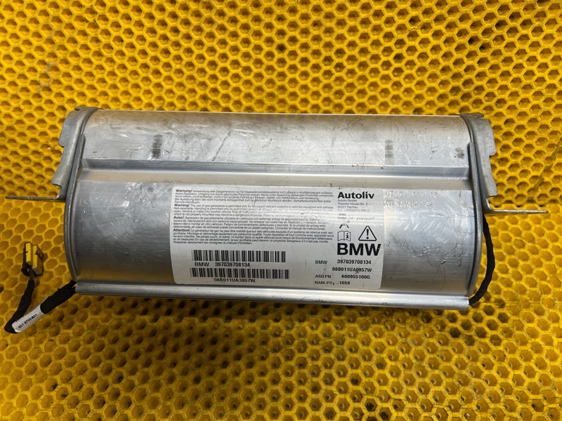 Подушка безопасности в торпеду BMW 5-series 2006 E60