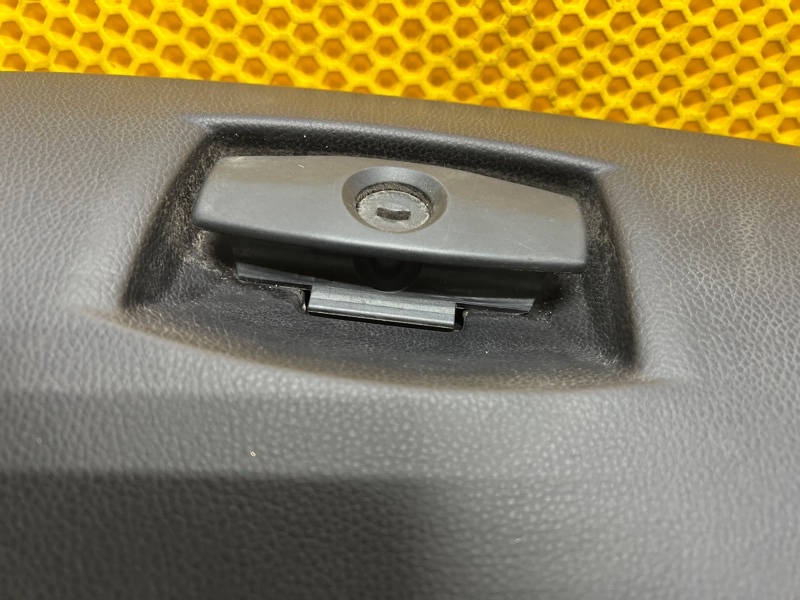 Бардачок BMW 5-series 2006 E60