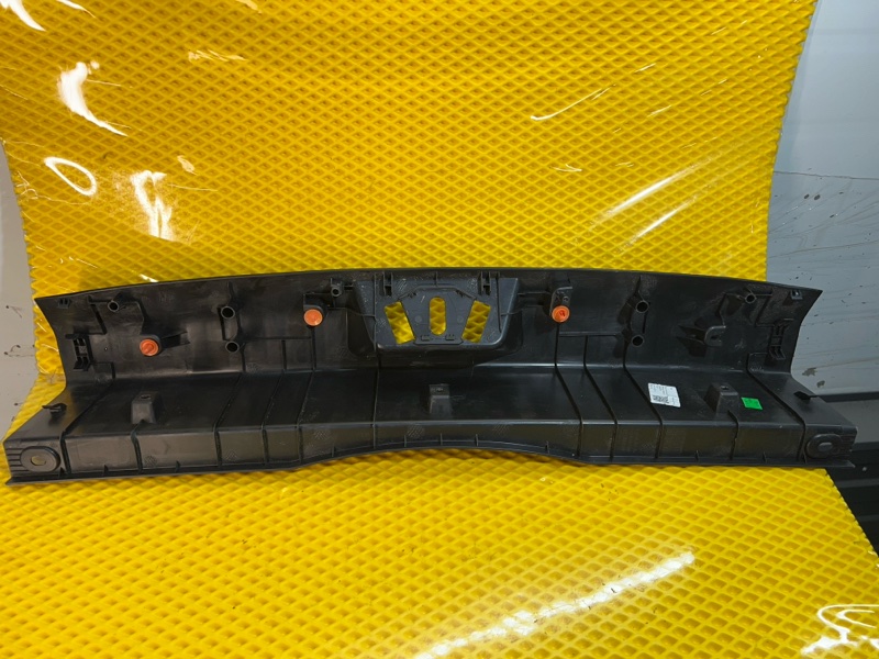 Накладка замка багажника Omoda C5 2023