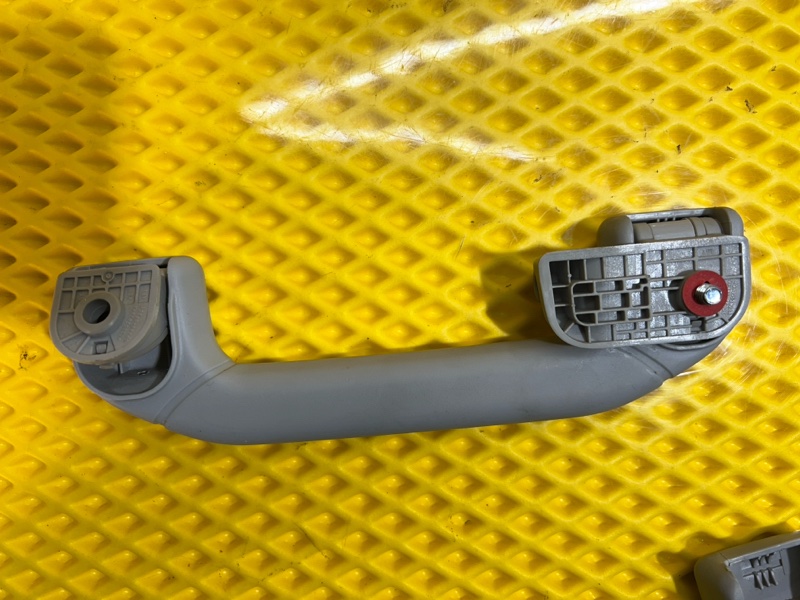 Ручка потолка Omoda C5 2023