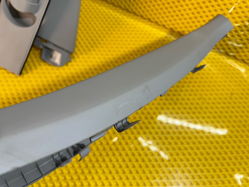 Накладка стойки Omoda C5 2023