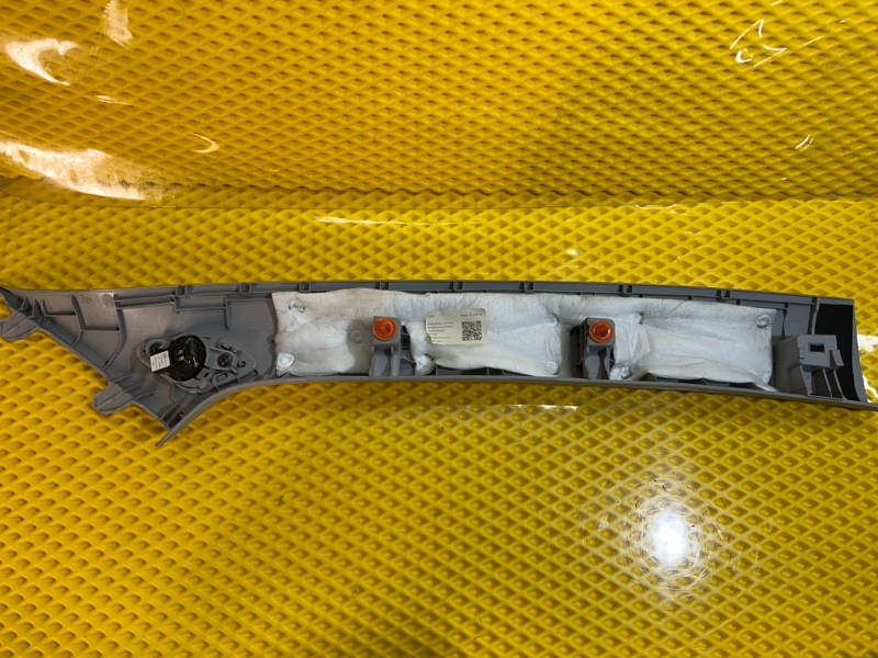 Накладка стойки Omoda C5 2023