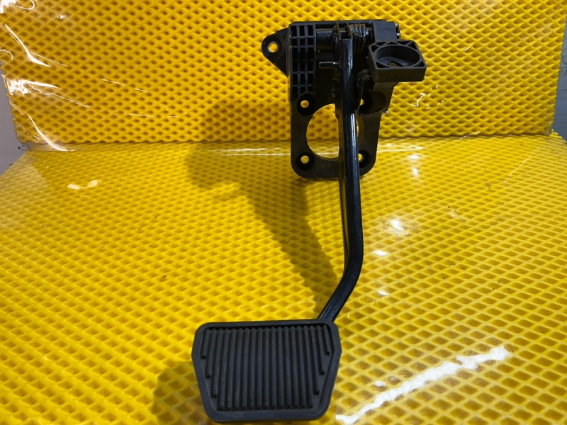 Педаль тормоза Chery Tiggo 9 2023 T26