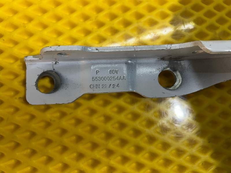 Петля капота Chery Tiggo 9 2023 T26