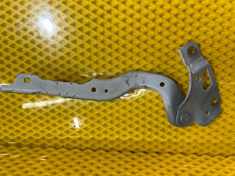 Петля капота Chery Tiggo 9 2023 T26