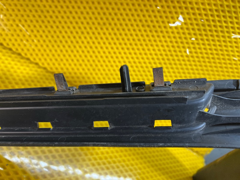 Накладка порога Volkswagen Touareg 2011 7P