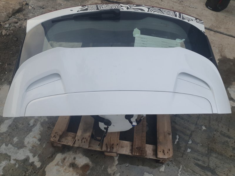 Спойлер крышки багажника Omoda C5 2023