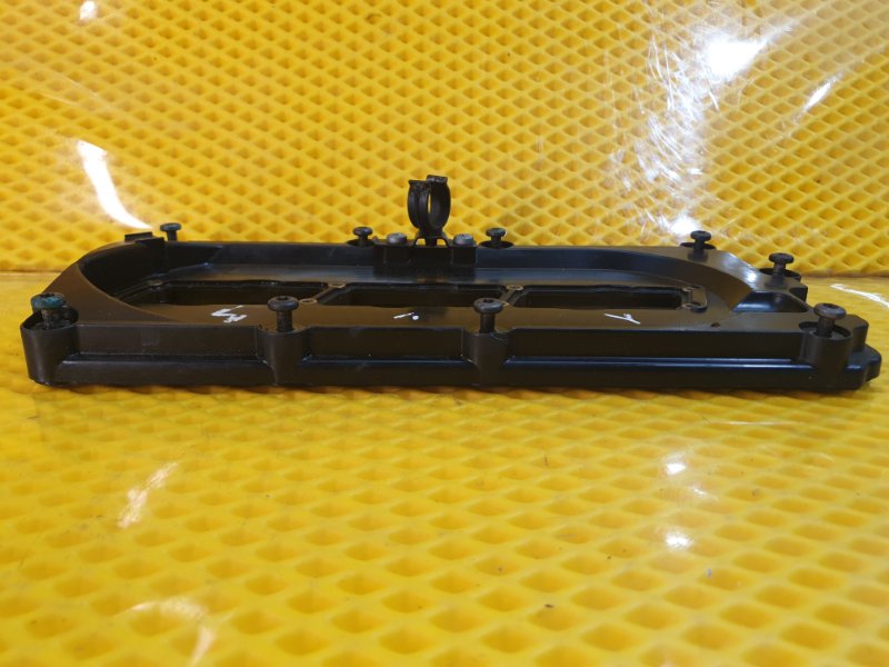 Крышка клапанная Volkswagen Touareg 2007 7L6