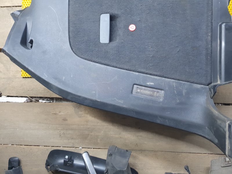 Обшивка багажника Volkswagen Touareg 2007 7L6