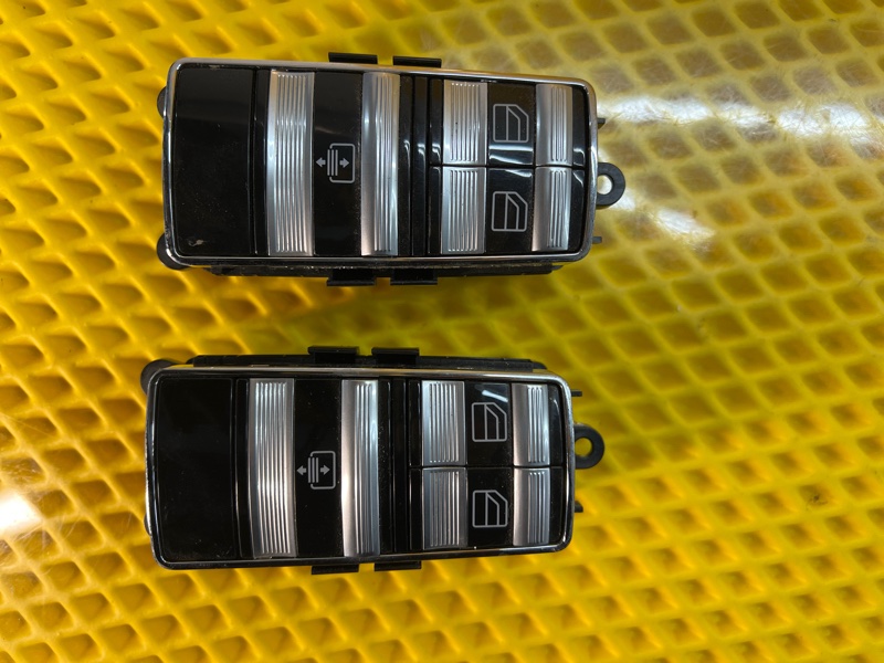 Блок стеклоподъемников Mercedes-Benz S-Class W221