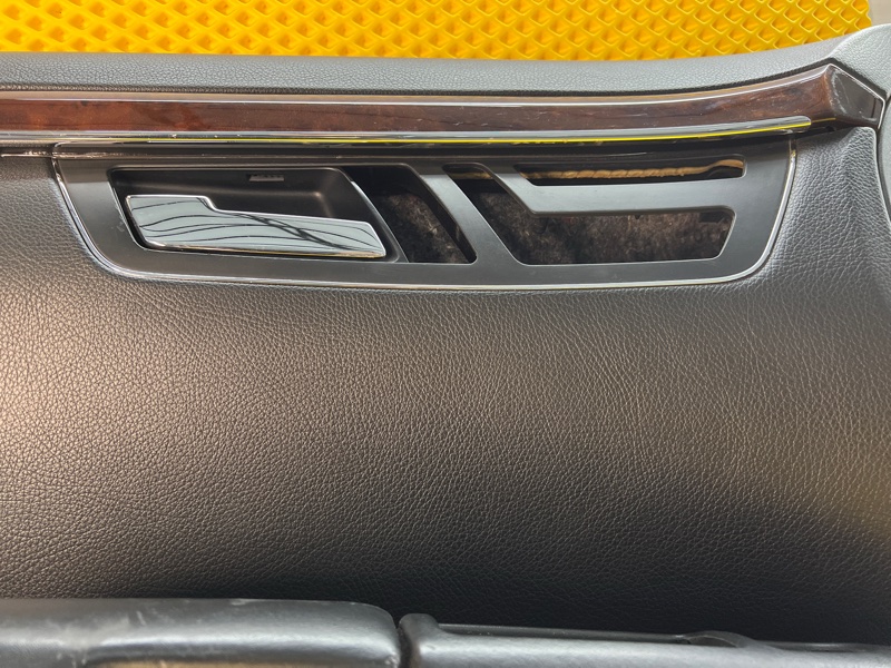 Обшивка двери (карта) Mercedes-Benz S-Class W221