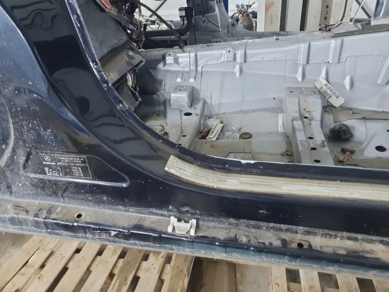 Порог Mercedes-Benz S-Class W221