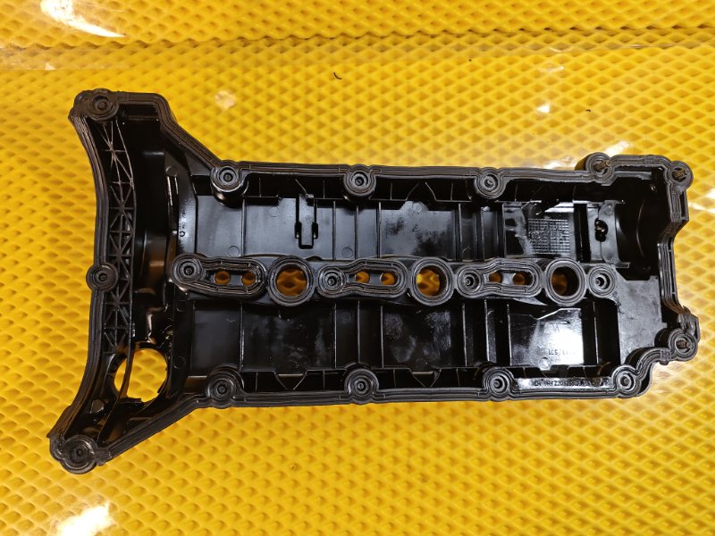 Крышка клапанная Jeep Grand Cherokee 2015 WK2