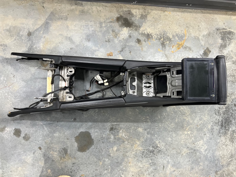 Консоль центральная Mercedes-Benz GL-Class 2008 X164
