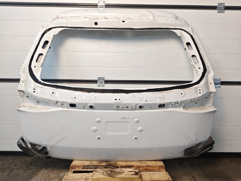 Крышка багажника Omoda C5 2023