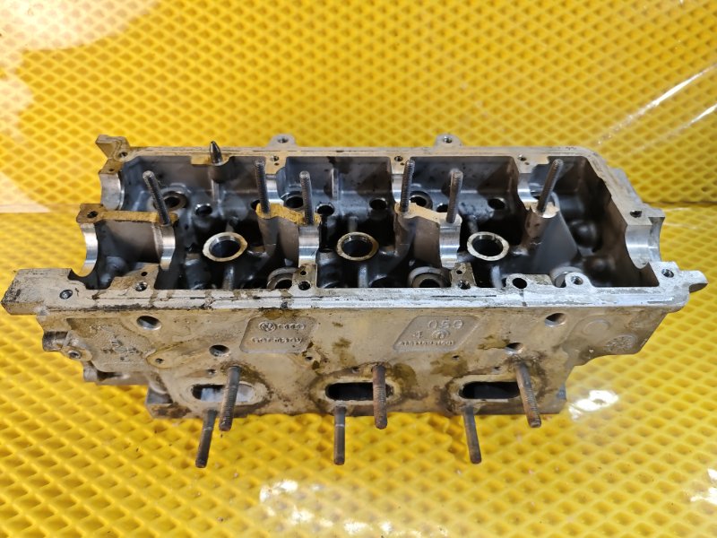 Головка блока цилиндров Volkswagen Touareg 2011 7P