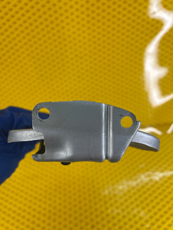 Лючок бензобака Volkswagen Touareg 2003 7L6