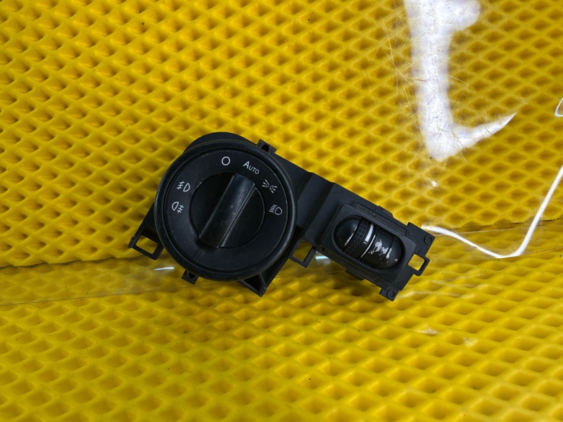 Блок управления светом Volkswagen Touareg 2003 7L6