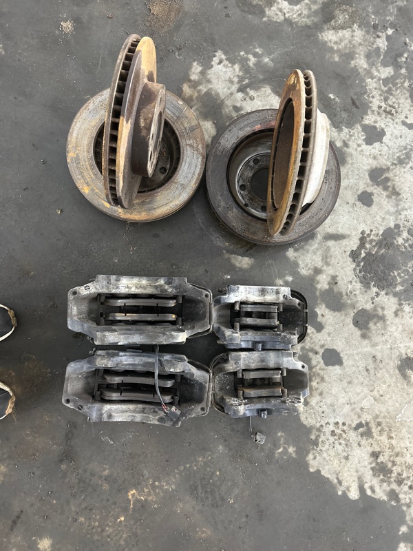 Суппорт Volkswagen Touareg 2003 7L6