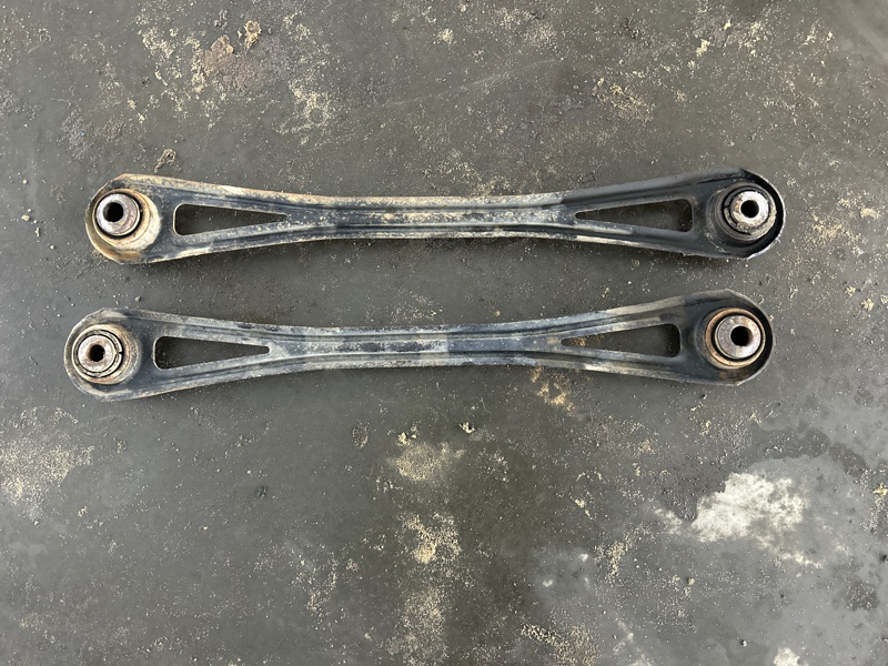 Рычаг задний Volkswagen Touareg 2003 7L6