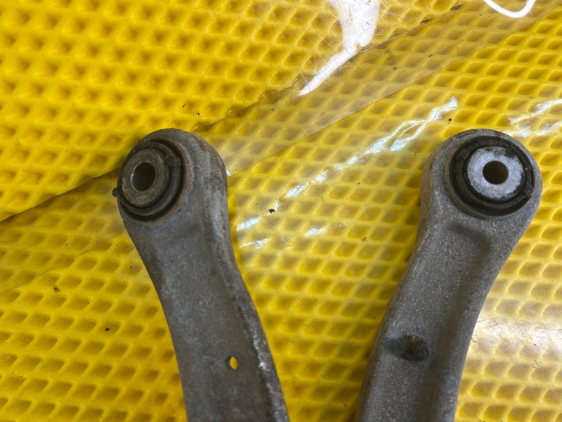 Рычаг Volkswagen Touareg 2003 7L6