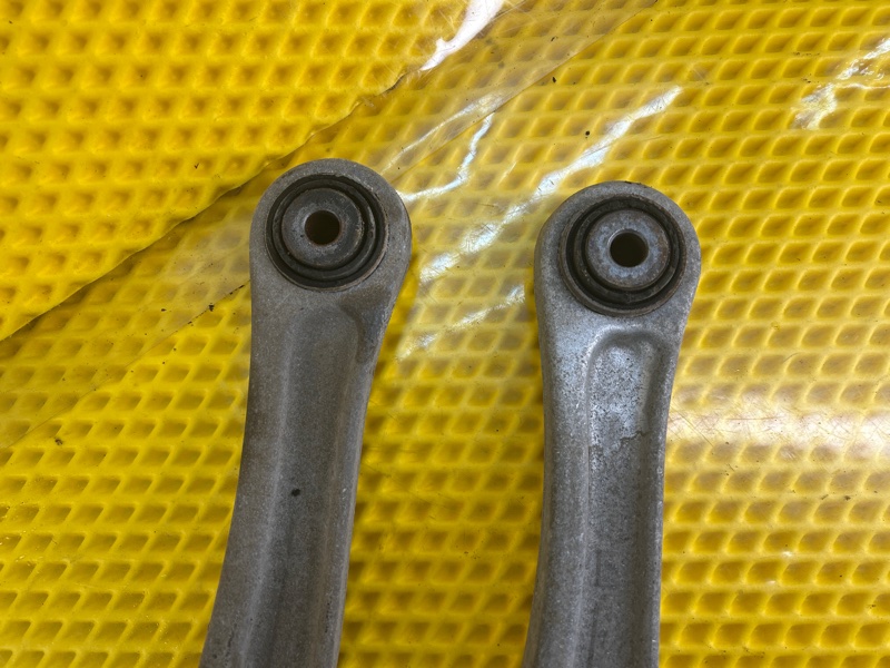 Рычаг Volkswagen Touareg 2003 7L6