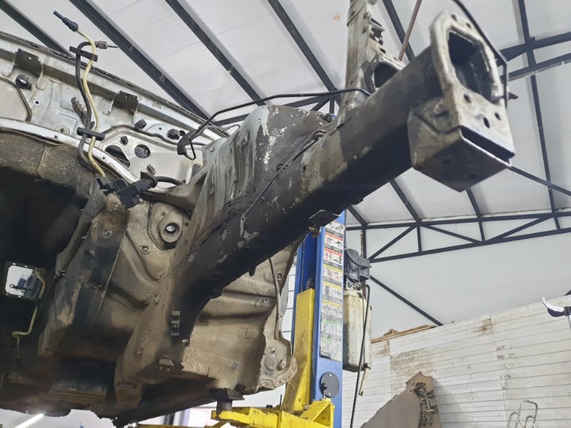 Четверть передняя левая (лонжерон) Volkswagen Touareg 2003 7L6