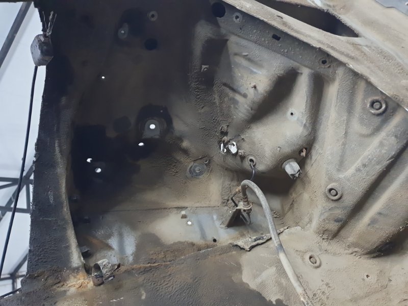 Четверть передняя левая (лонжерон) Volkswagen Touareg 2003 7L6