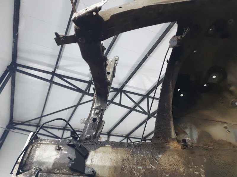 Четверть передняя левая (лонжерон) Volkswagen Touareg 2003 7L6