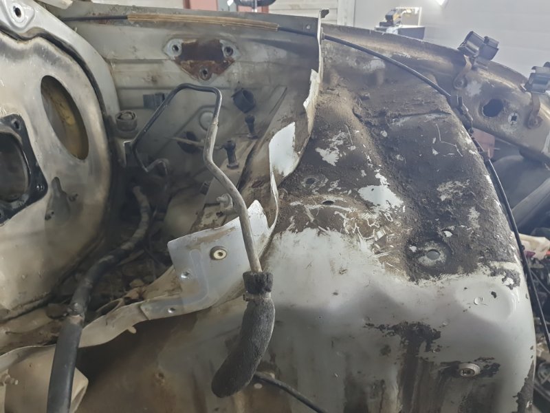 Четверть передняя левая (лонжерон) Volkswagen Touareg 2003 7L6