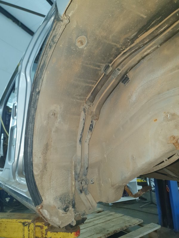 Крыло ( Четверть ) Volkswagen Touareg 2003 7L6