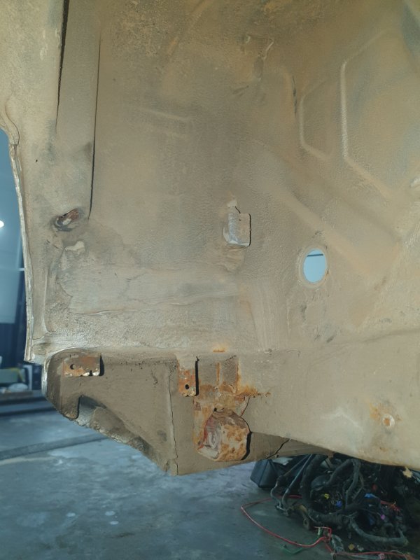 Крыло ( Четверть ) Volkswagen Touareg 2003 7L6