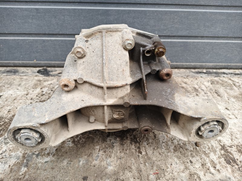 Редуктор задний Volkswagen Touareg 2003 7L6