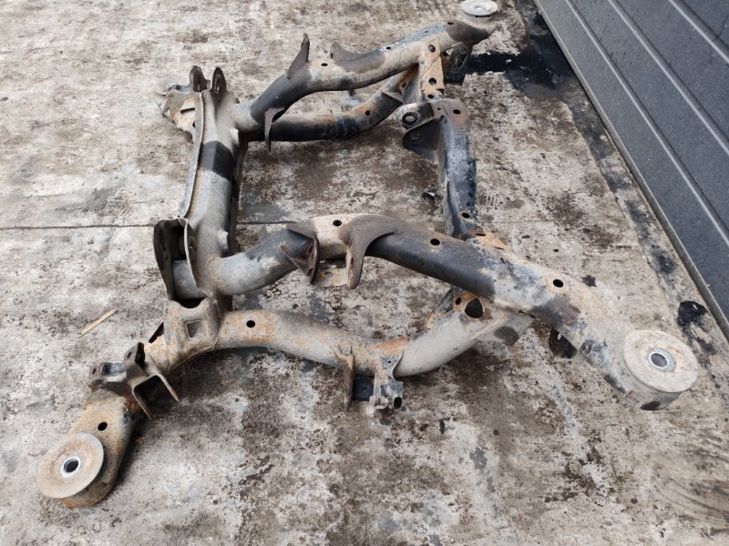 Балка задняя Volkswagen Touareg 2003 7L6