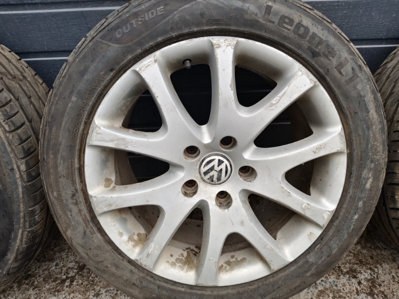 Колёса Volkswagen Touareg 2003 7L6