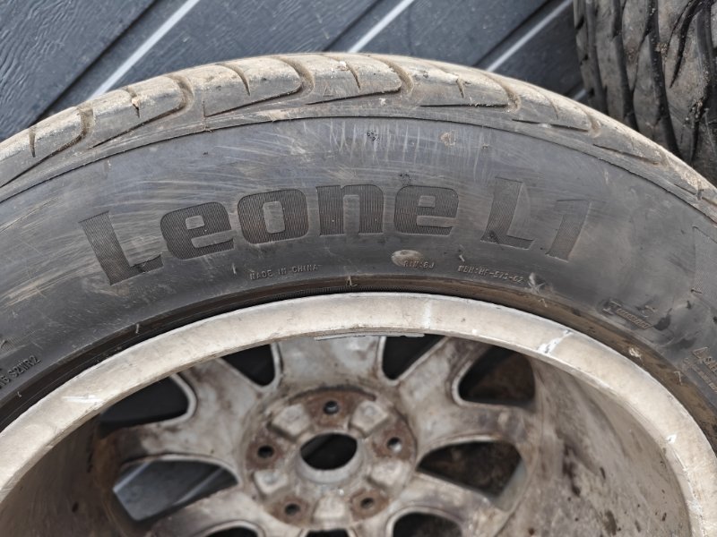 Колёса Volkswagen Touareg 2003 7L6