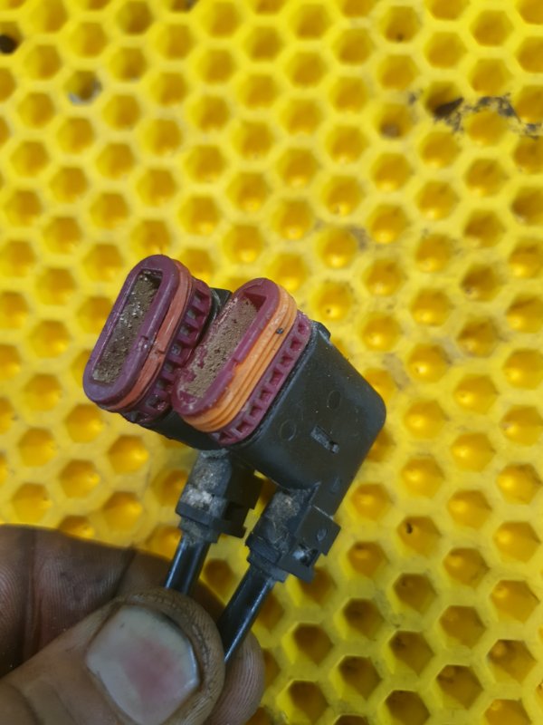 Датчик абс abs Mercedes-Benz S-Class W221