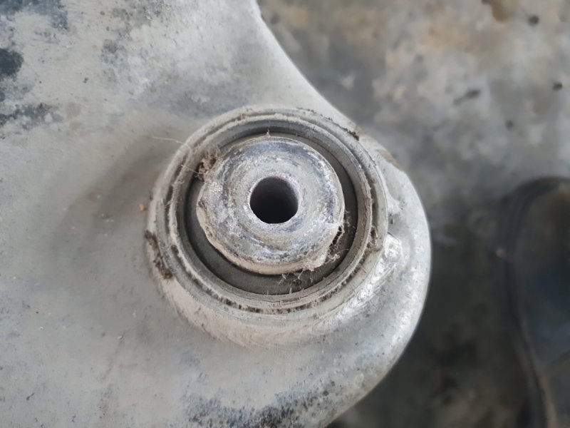 Подрамник Mercedes-Benz S-Class W221