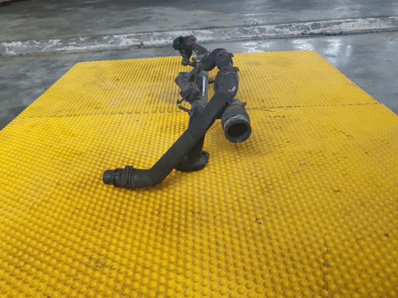 Трубка системы охлаждения Volkswagen Phaeton 2005 3D2