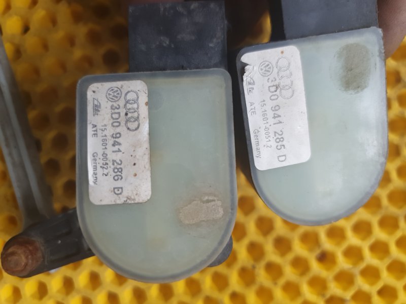 Датчик положения кузова (дорожного просвета) Volkswagen Phaeton 2005 3D2