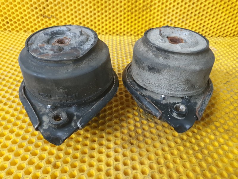 Подушка двигателя Mercedes-Benz GL-Class 2008 X164