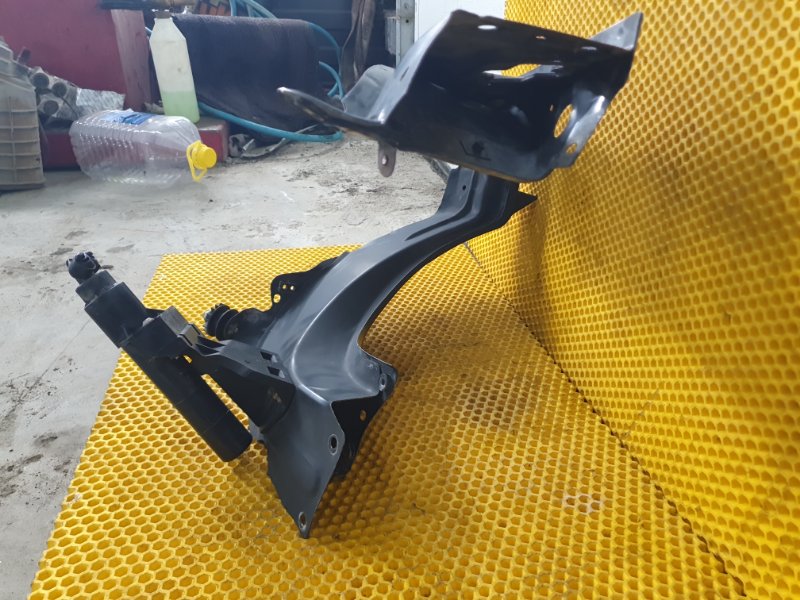 Кронштейн фары Mercedes-Benz GL-Class 2008 X164