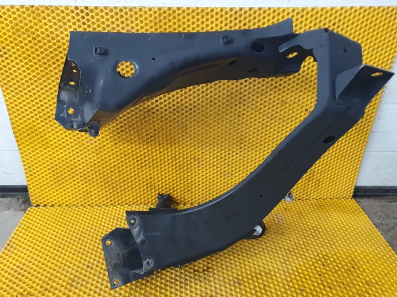 Кронштейн фары Mercedes-Benz GL-Class 2008 X164