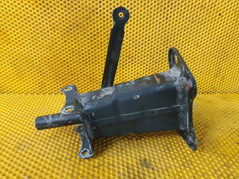 Кронштейн усилителя бампера Mercedes-Benz GL-Class 2008 X164