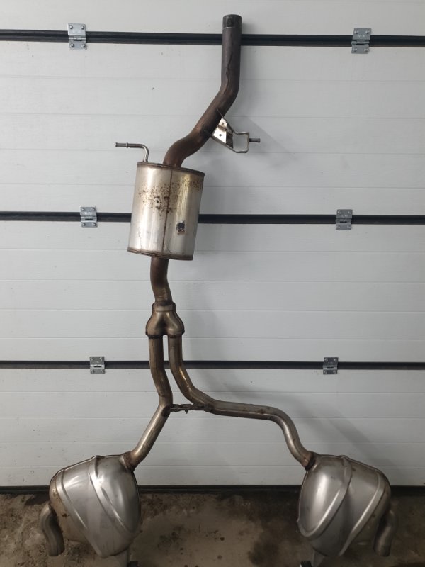 Глушитель Porsche Macan 2016 95B