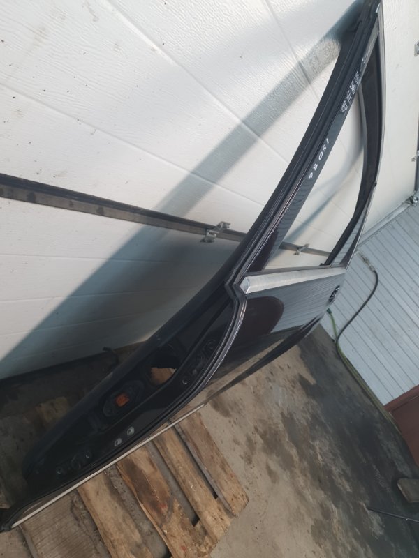 Дверь Mercedes-Benz S-Class W221