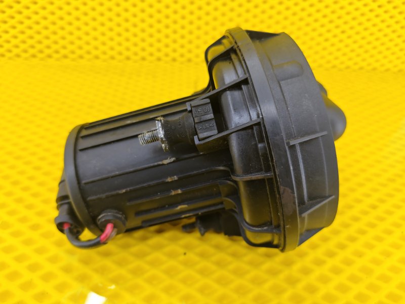 Насос воздушный Skoda Octavia 2012 A5