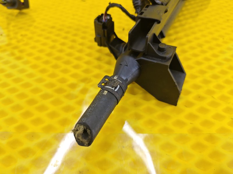 Рампа топливная Skoda Octavia 2012 A5