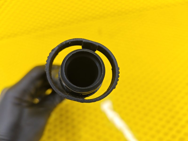 Трубка вакуумная Skoda Octavia 2012 A5