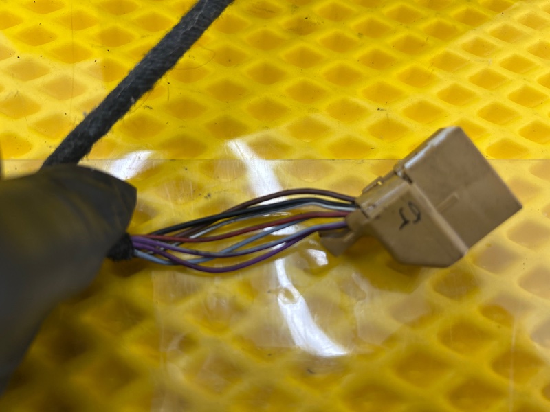 Зеркало боковое левое Volkswagen Touareg 2003 7L6